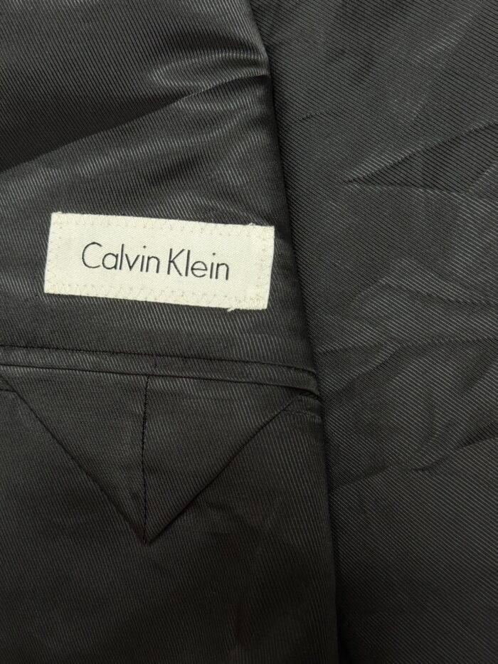 Calvin Klein [L] - Image 5