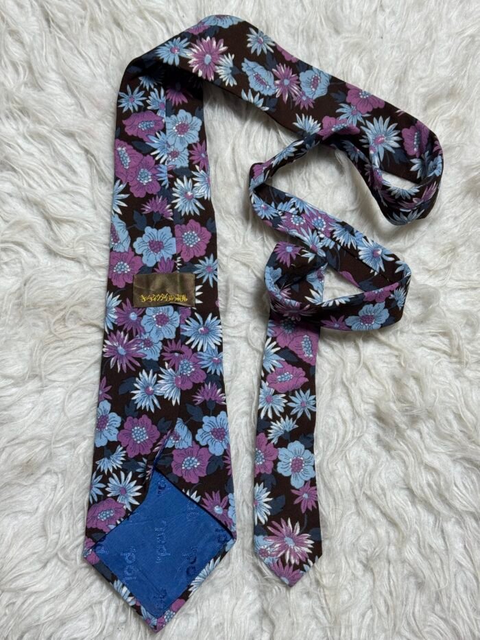 Flower [3.8] - Image 2