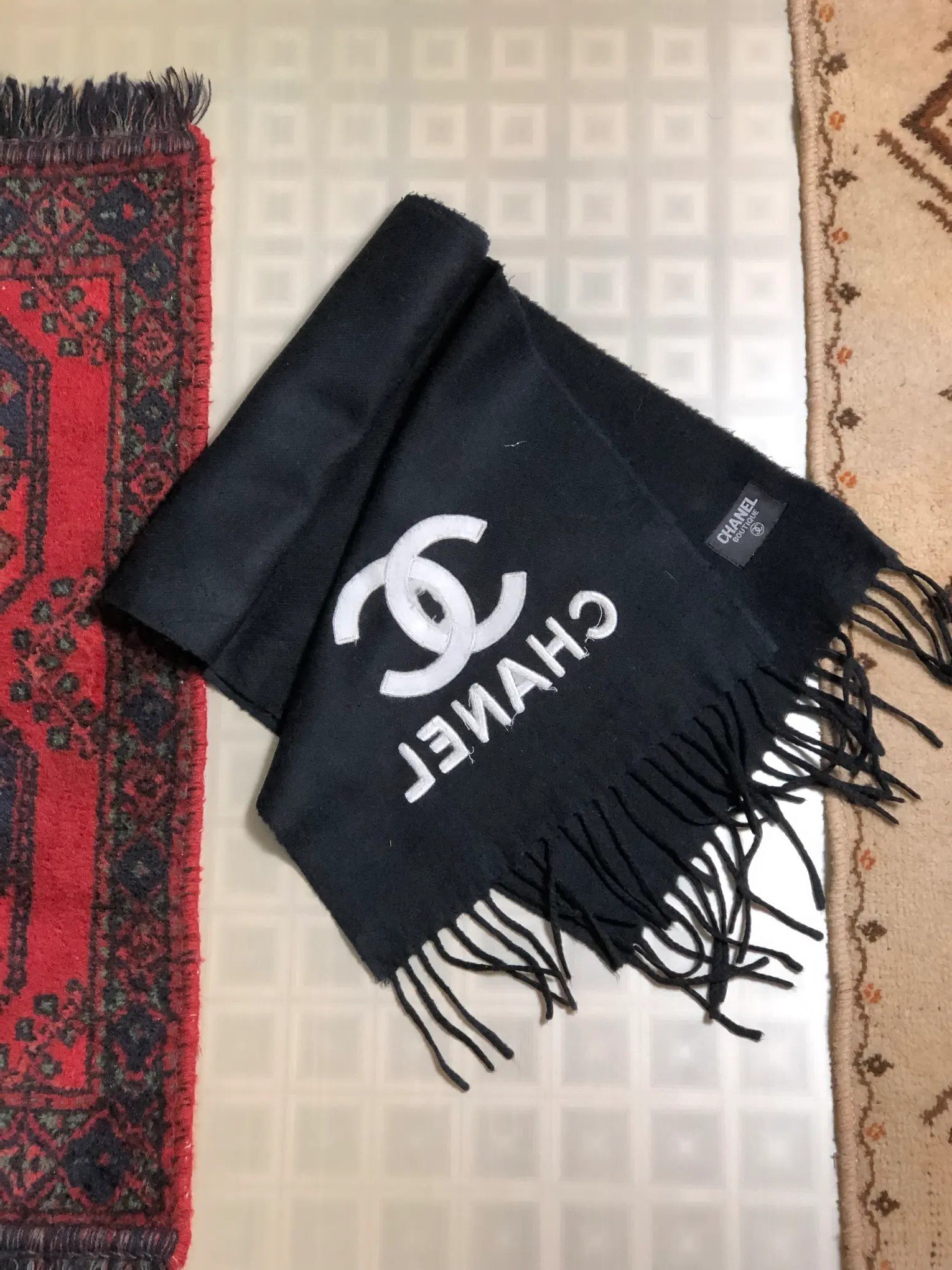 IMG_1167 Chanel - Image 1