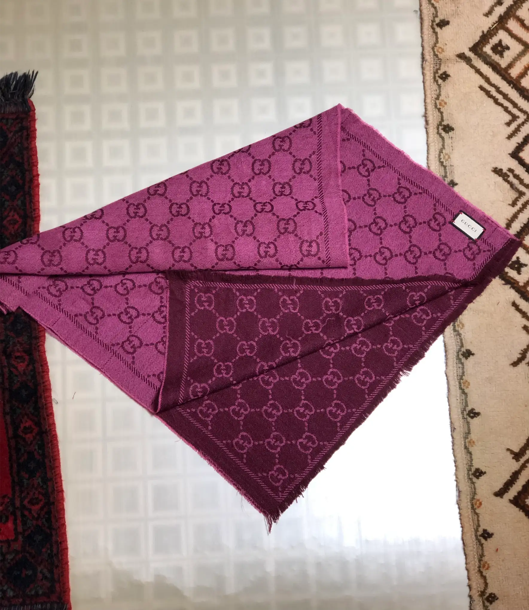 IMG_1564 Gucci - Image 1