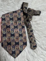 Christian Dior [3.9] - Image 2