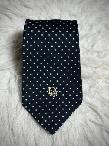 Christian Dior [3.9]