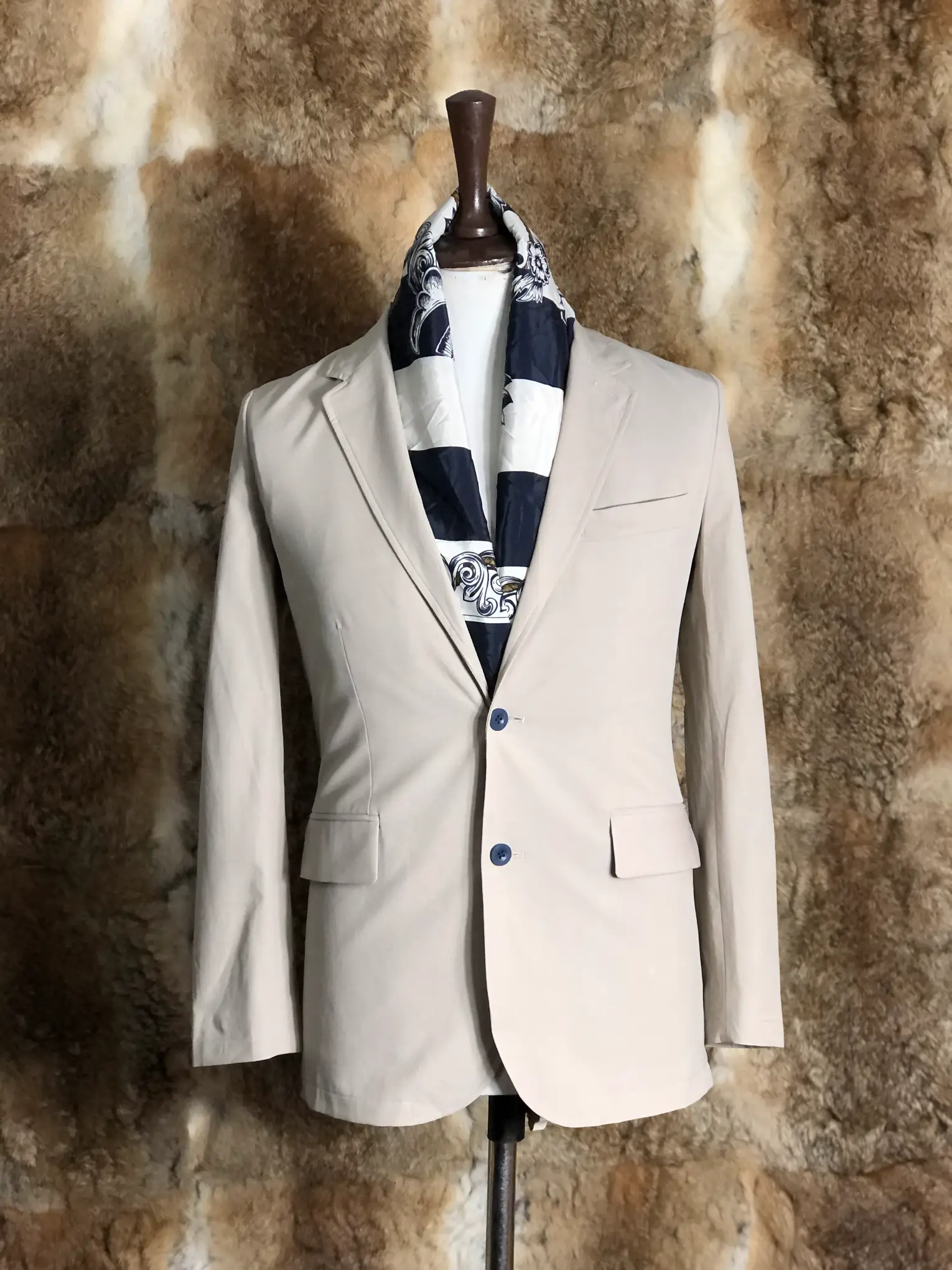 IMG_3910 Vineyard Vines - Image 1