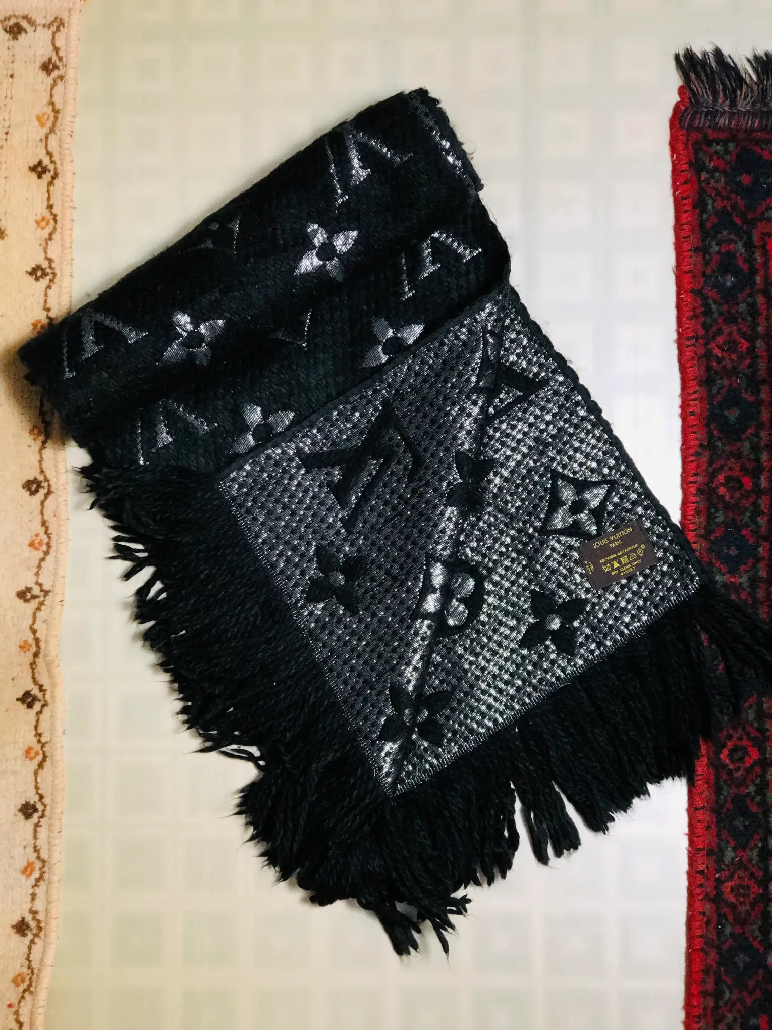 IMG_4523 Louis Vuitton - Image 1