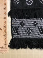 Louis Vuitton - Image 2