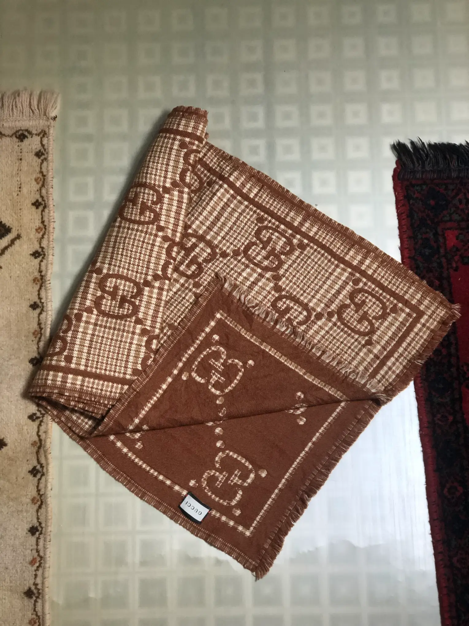 IMG_4553 Gucci - Image 1