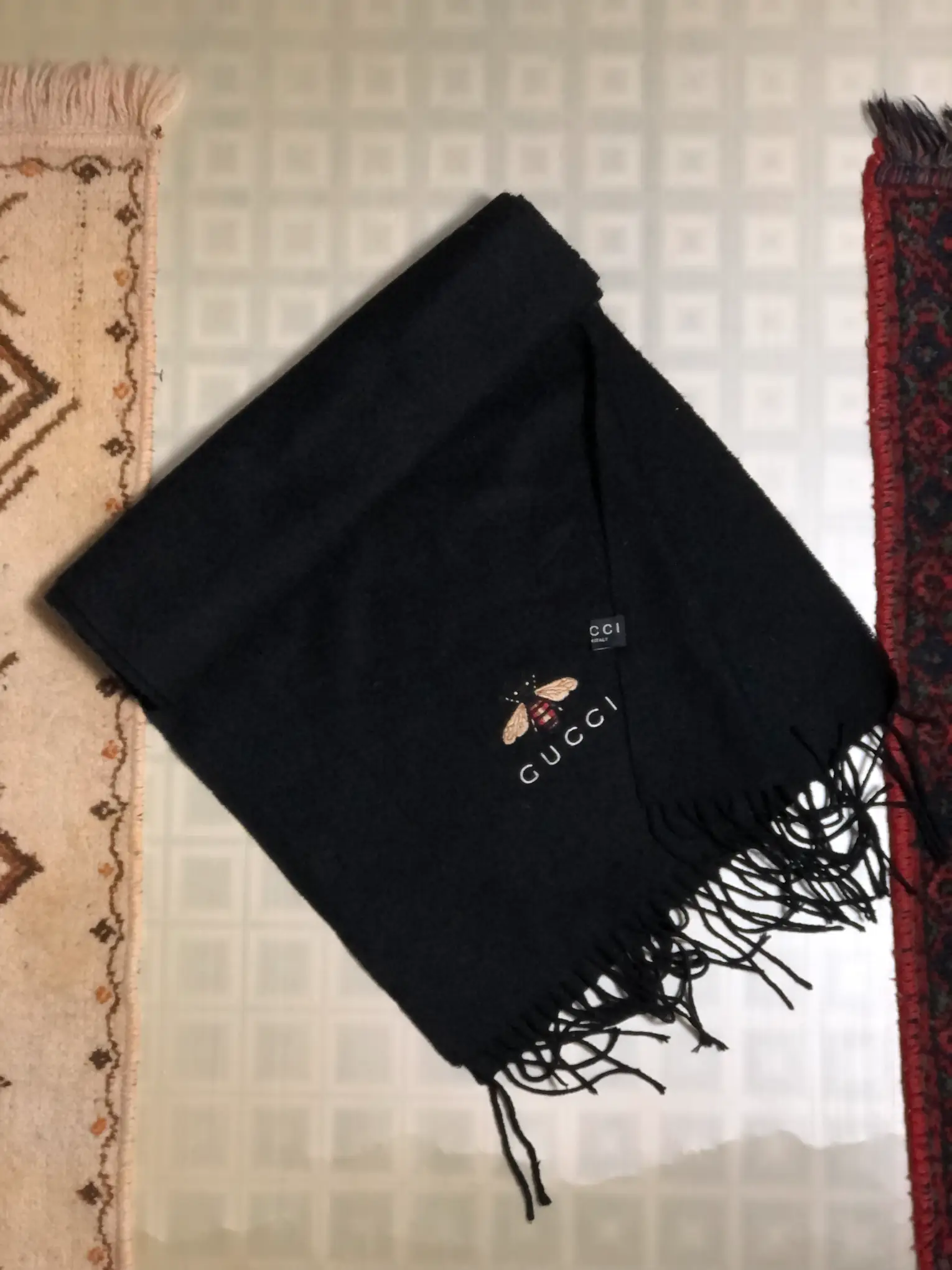 IMG_4557 Gucci - Image 1