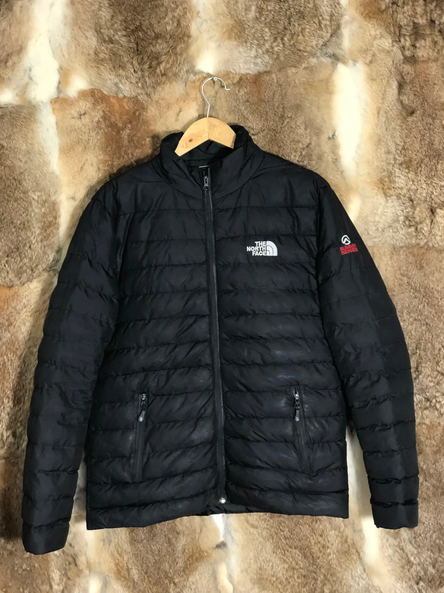 7 (3) The North Face - Image 1